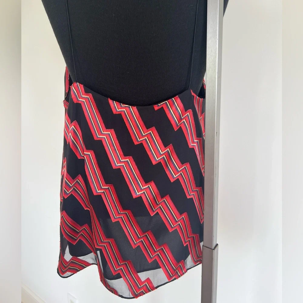 Alice+ Olivia silk spaghetti strap top Medium NWOT - Picture 4 of 11